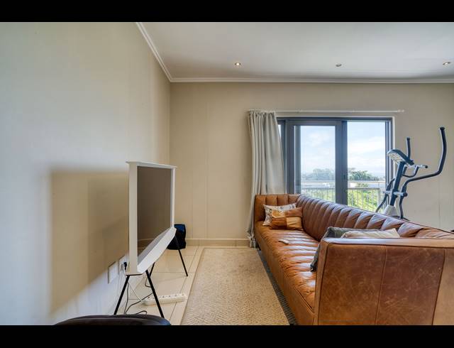 1 BEDROOM APARTMENT FOR SALE IN UMHLANGA RIDGE